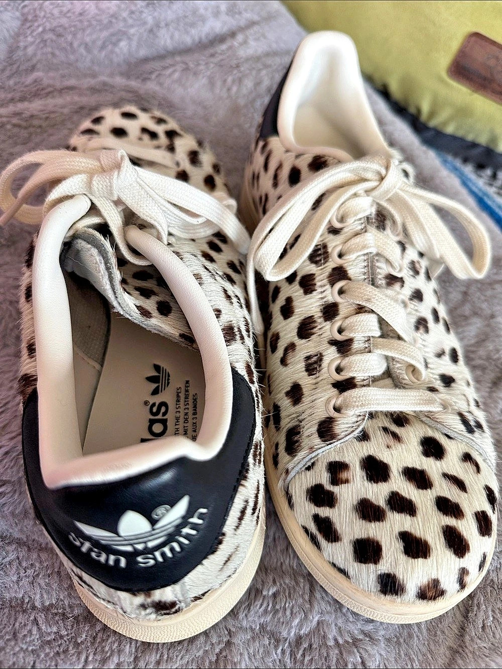 Rare, collectible adidas Stan Smith Leopard Print Sneakers US 7.5M / 9.5W